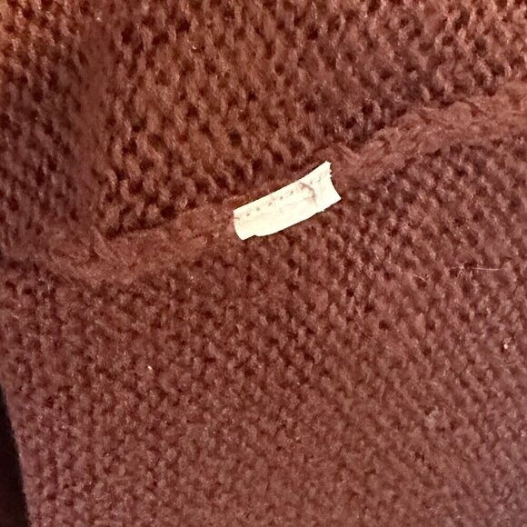 Moon River Maroon and Black Oversized Knit Sweater - Large - Picture 5 of 7